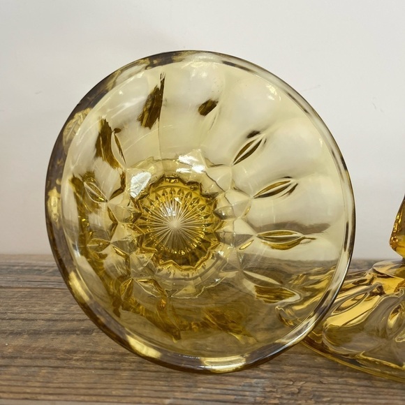 Vintage Amber Honey covered candy dish - Picture 9 of 10